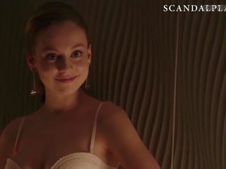 Ester exposito nuda sesso scena in swell su scandalplanet