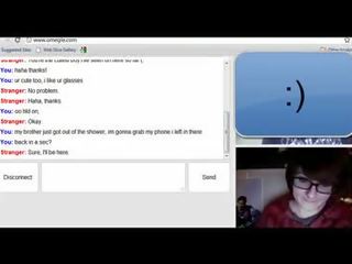 Webkamera cfnm en tenåring sees ham naken