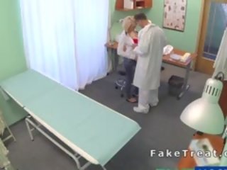 Medisinsk student fucks i forfalskning sykehus