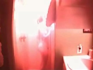 Terrific barmfager tenåring fanget i den dusj på skjult kamera
