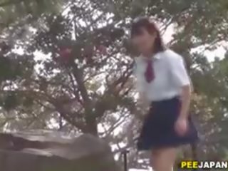 アジアの 女子生徒 tinklin