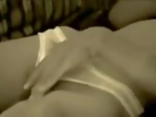 Masturbacija į lova: nemokamai 60 fps nešvankus filmas klipas 73